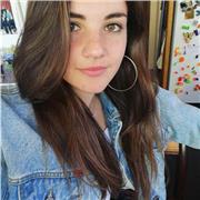 Insegnante lingue ex studentessa liceo linguistico